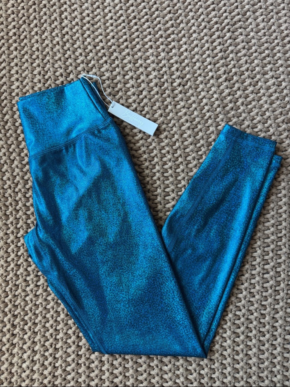NWT Buffbunny Rebel Legging V2 in Siren Holographic Women’s Size M